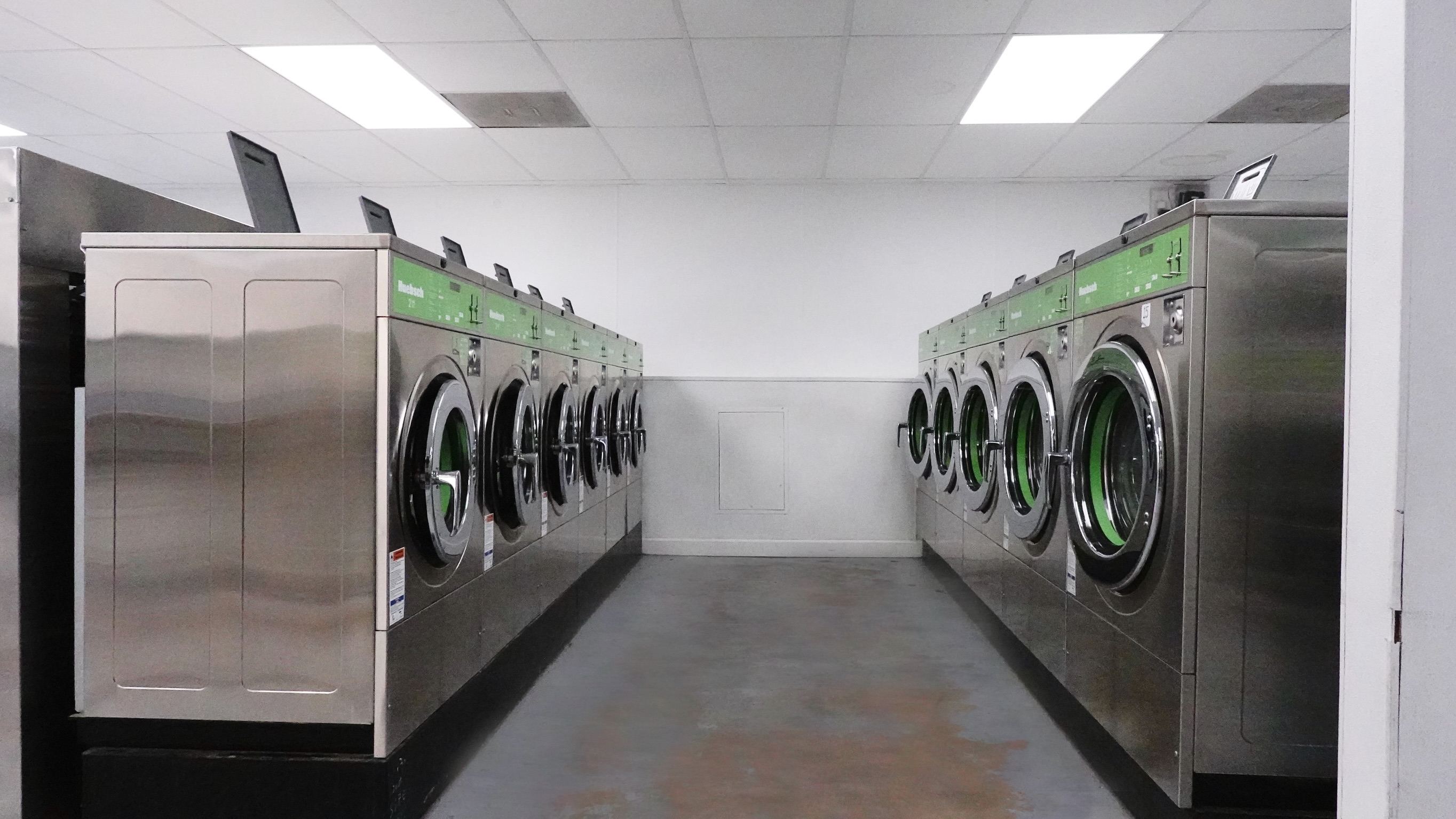 Washer aisle